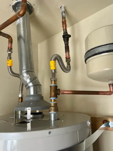 Water heater installation and plumbing repair in River Bend Estates